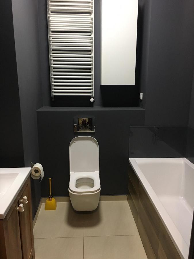 Apartment 36 M2 Z Ogrodkiem Jk64 Warschau